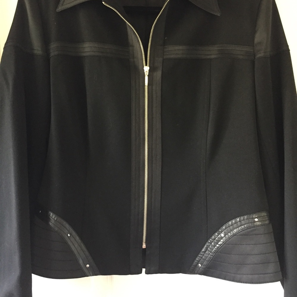 Vex jacket!🖤 - Picture 3 of 8